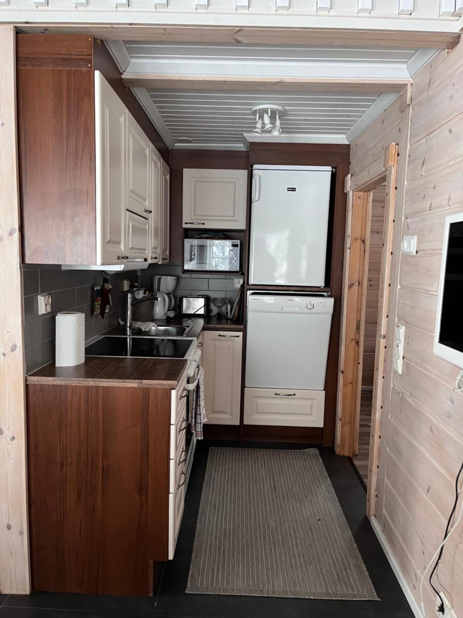 Kenttaeniemi Cottages Sonka Kamer foto