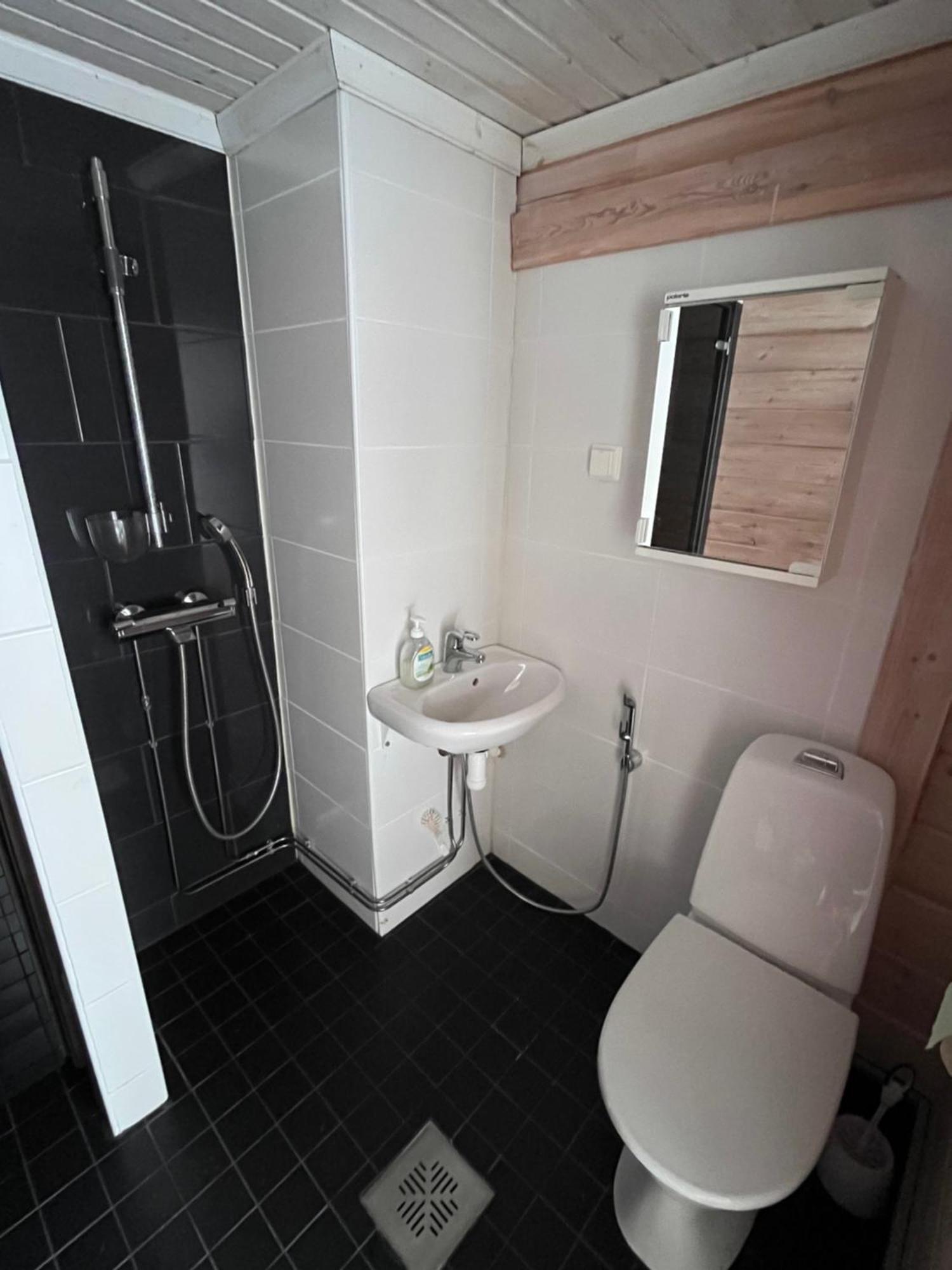 Kenttaeniemi Cottages Sonka Kamer foto
