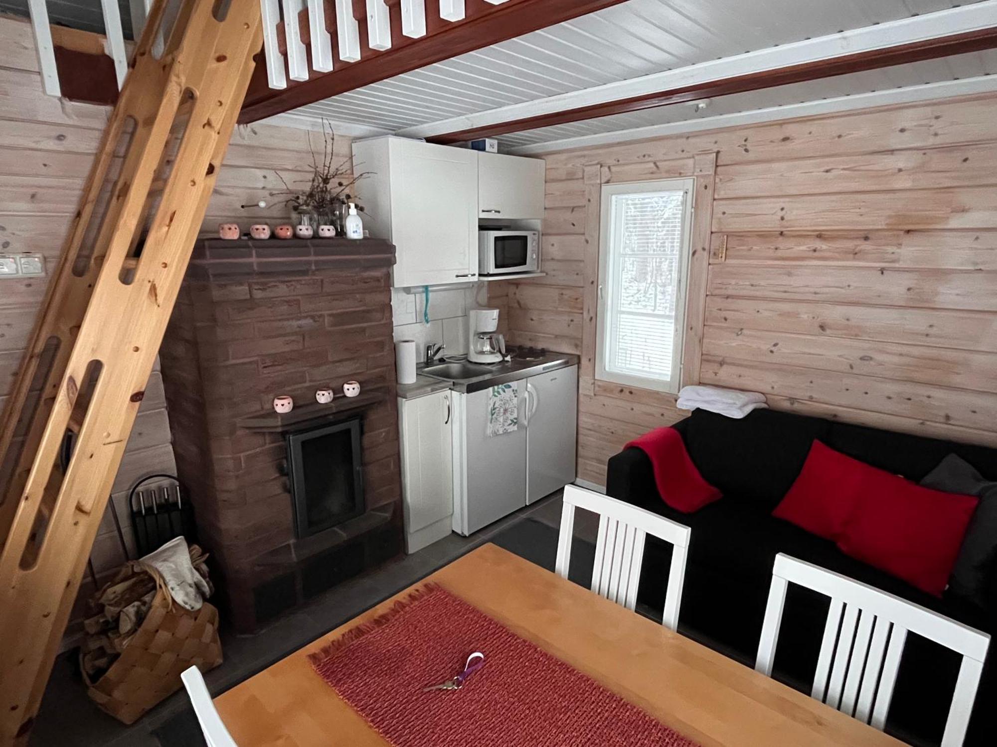 Kenttaeniemi Cottages Sonka Kamer foto