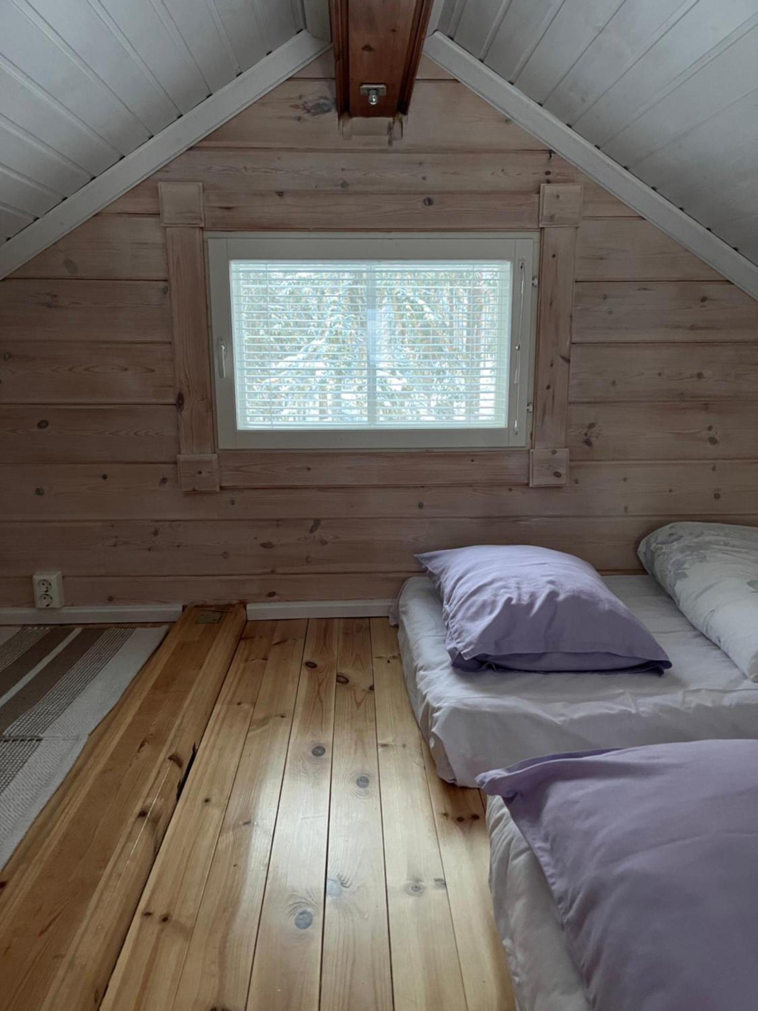 Kenttaeniemi Cottages Sonka Kamer foto